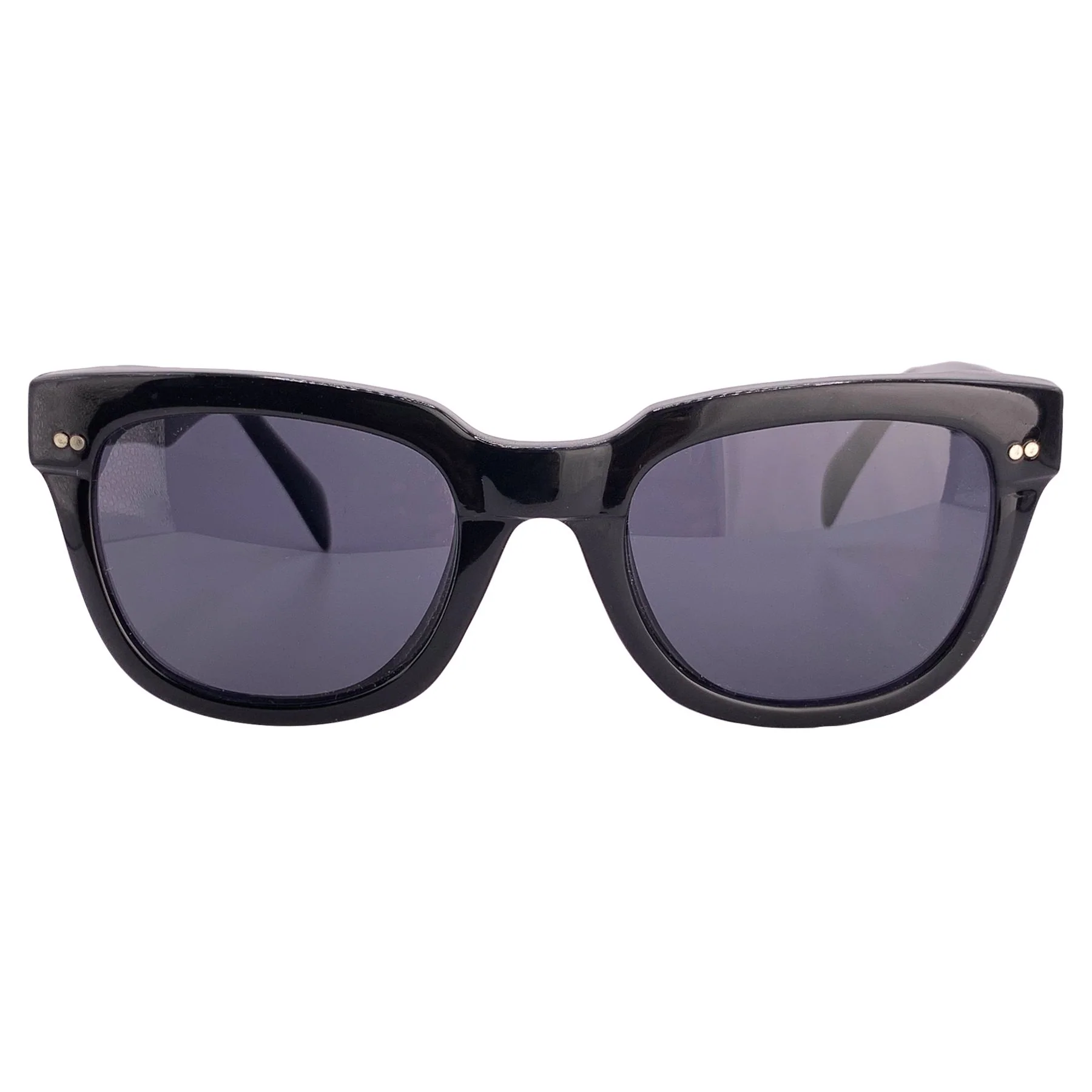 Eye-Catching Frames for the Modern Trendsetter